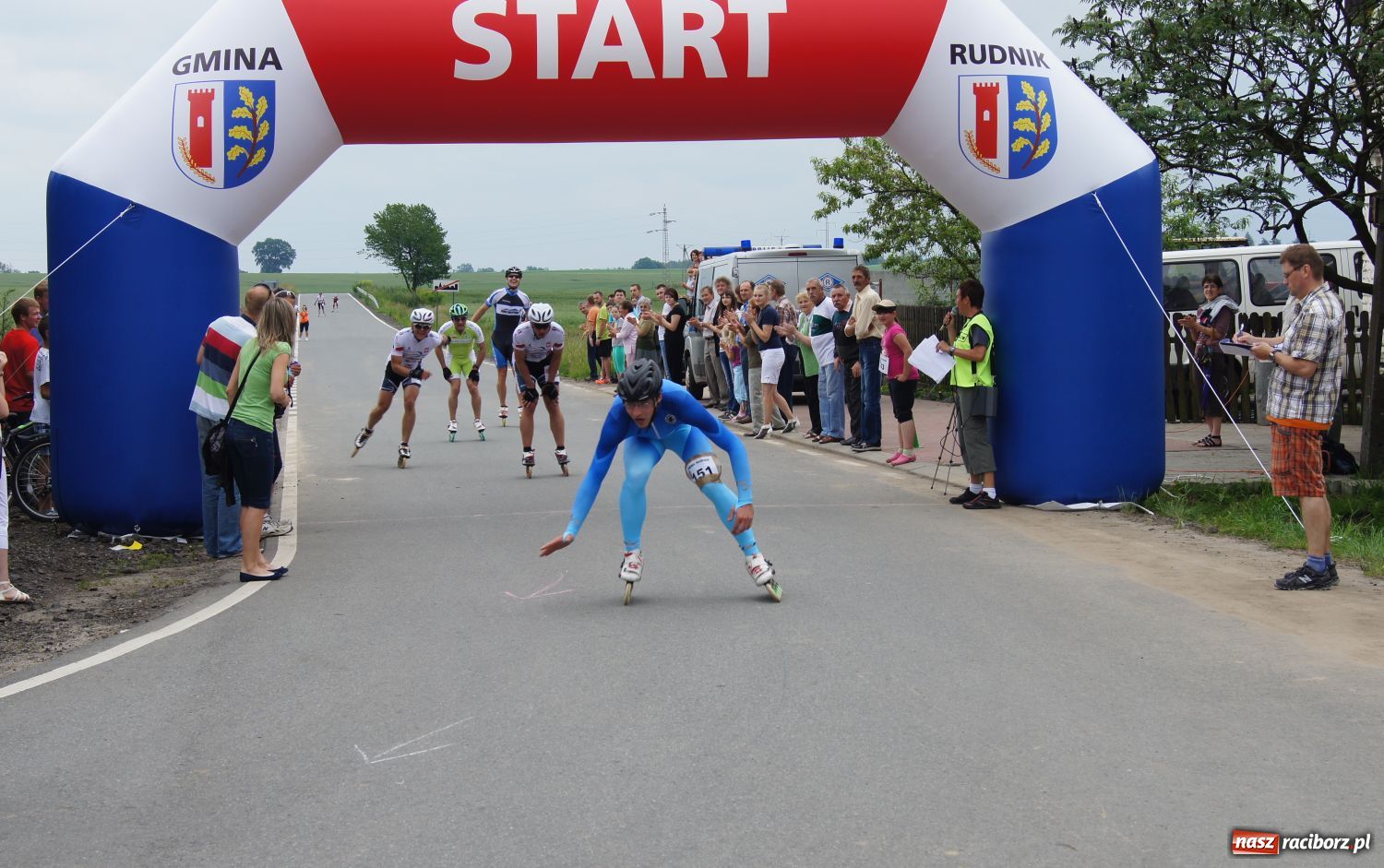 Zdjęcie w galerii na portalu naszraciborz.pl: W Modzurowie ścigali się na łyżworolkach wiadomości z regionu