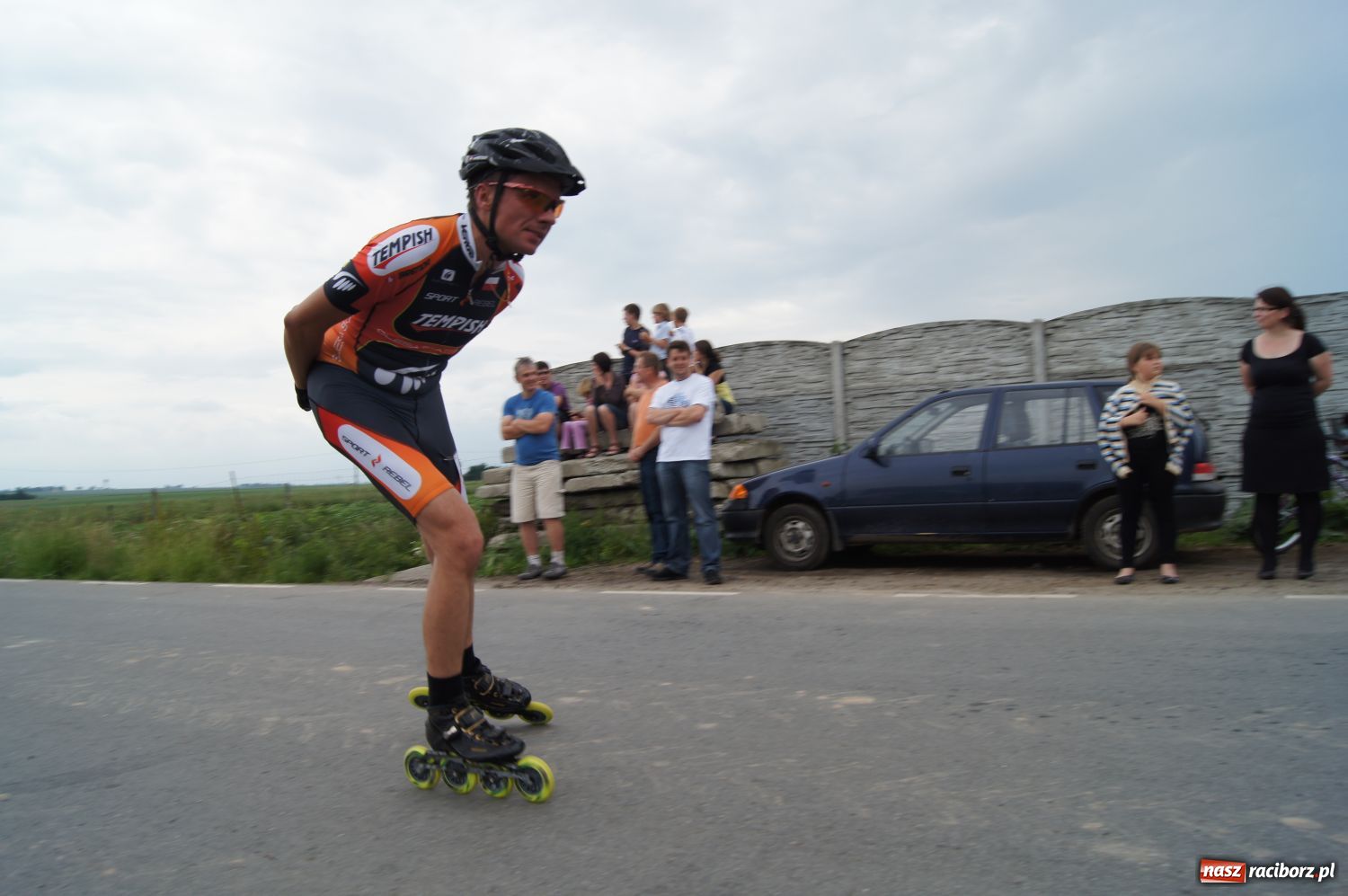 Zdjęcie w galerii na portalu naszraciborz.pl: W Modzurowie ścigali się na łyżworolkach wiadomości z regionu