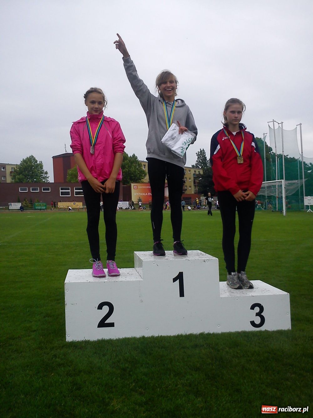 Zdjęcie w galerii na portalu naszraciborz.pl: Szczęśliwa trzynastka lekkoatletów wiadomości z regionu