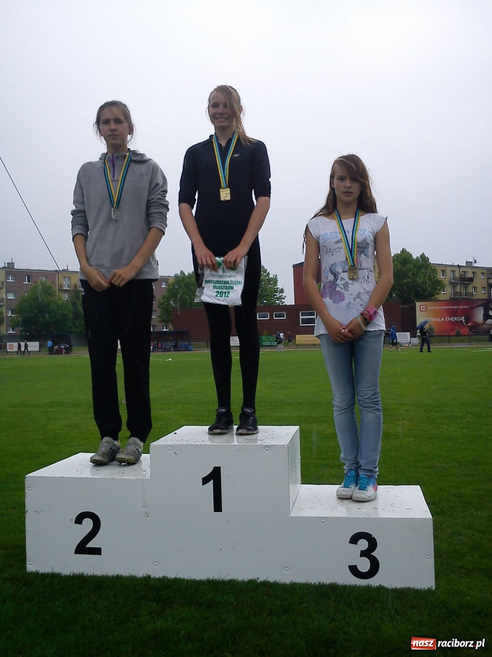 Zdjęcie w galerii na portalu naszraciborz.pl: Szczęśliwa trzynastka lekkoatletów wiadomości z regionu