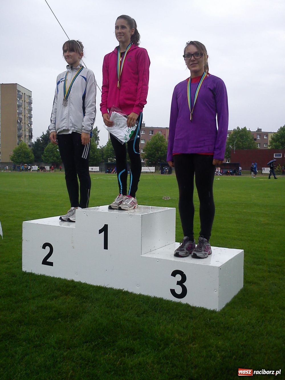 Zdjęcie w galerii na portalu naszraciborz.pl: Szczęśliwa trzynastka lekkoatletów wiadomości z regionu