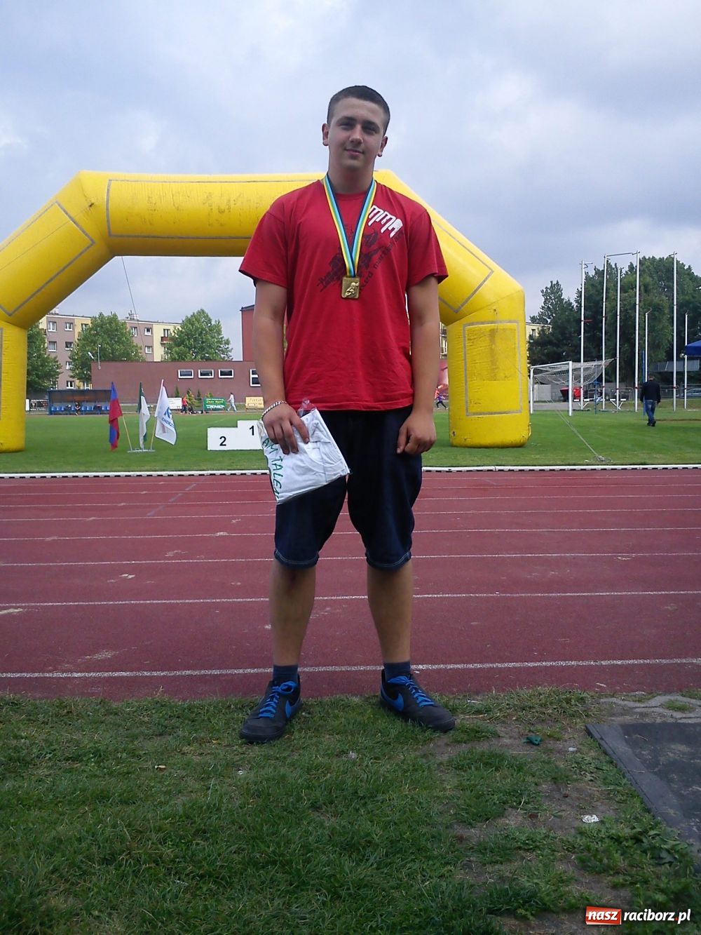 Zdjęcie w galerii na portalu naszraciborz.pl: Szczęśliwa trzynastka lekkoatletów wiadomości z regionu