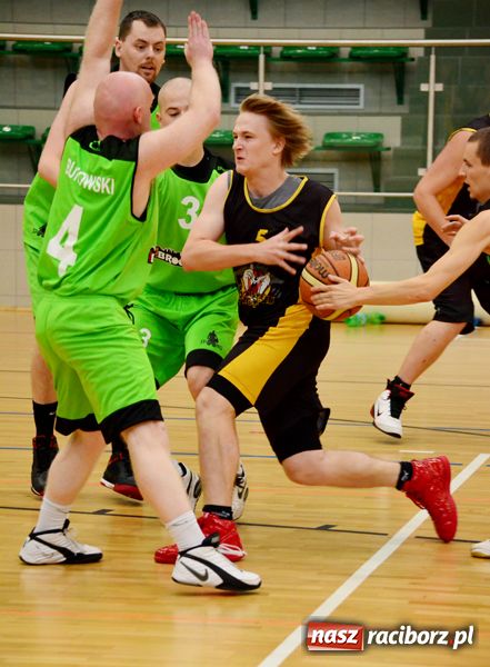 Zdjęcie w galerii na portalu naszraciborz.pl: Pierwsze finałowe zmagania dla Dywyty wiadomości z regionu