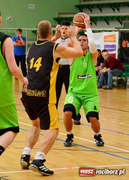 Zdjęcie w galerii na portalu naszraciborz.pl: Pierwsze finałowe zmagania dla Dywyty wiadomości z regionu