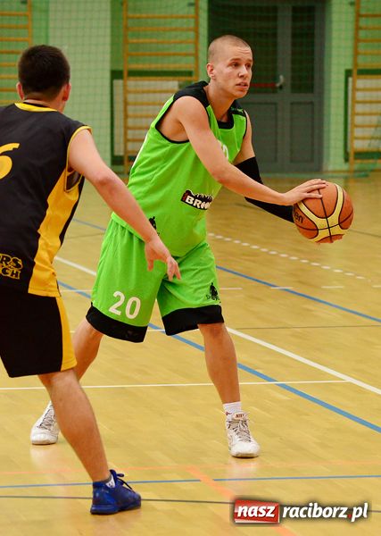 Zdjęcie w galerii na portalu naszraciborz.pl: Pierwsze finałowe zmagania dla Dywyty wiadomości z regionu