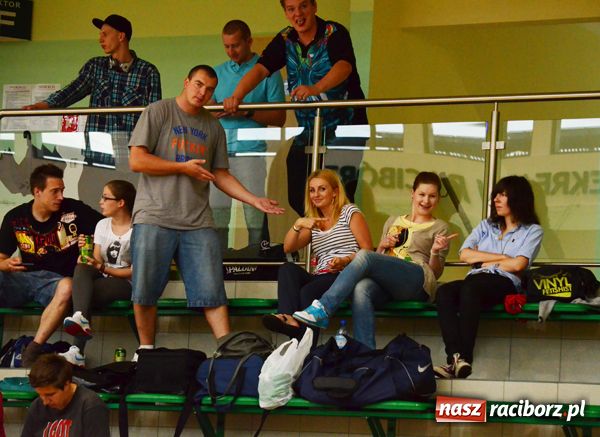 Zdjęcie w galerii na portalu naszraciborz.pl: Pierwsze finałowe zmagania dla Dywyty wiadomości z regionu