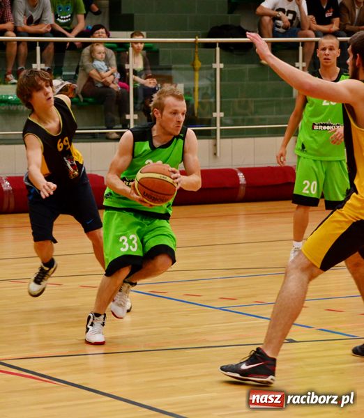 Zdjęcie w galerii na portalu naszraciborz.pl: Pierwsze finałowe zmagania dla Dywyty wiadomości z regionu