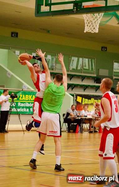 Zdjęcie w galerii na portalu naszraciborz.pl: Pierwsze finałowe zmagania dla Dywyty wiadomości z regionu