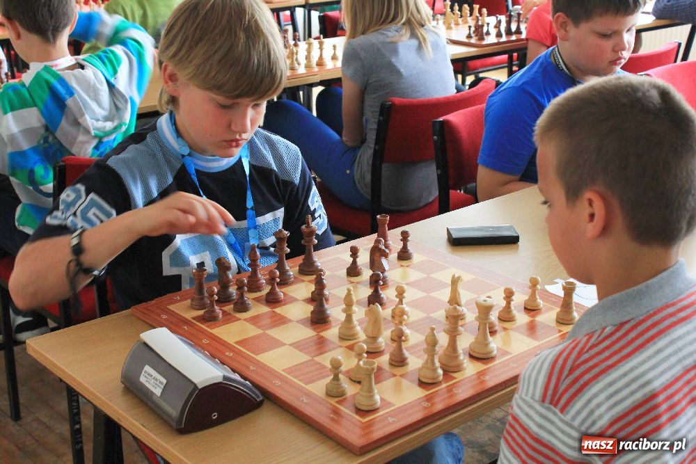 Zdjęcie w galerii na portalu naszraciborz.pl: Szachiści rywalizowali w MOS-ie wiadomości z regionu