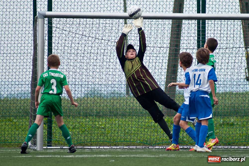 Zdjęcie w galerii na portalu naszraciborz.pl: Remis w meczu na szczycie wiadomości z regionu