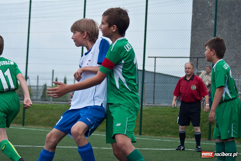 Zdjęcie w galerii na portalu naszraciborz.pl: Remis w meczu na szczycie wiadomości z regionu