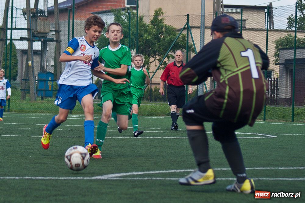 Zdjęcie w galerii na portalu naszraciborz.pl: Remis w meczu na szczycie wiadomości z regionu