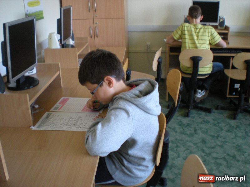 Zdjęcie w galerii na portalu naszraciborz.pl: Komputery i Informatyka - wyniki konkursu wiadomości z regionu