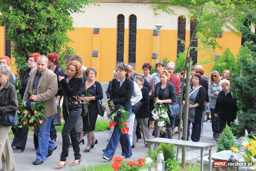 Zdjęcie w galerii na portalu naszraciborz.pl: Pożegnano śp. Lecha Staszewskiego wiadomości z regionu