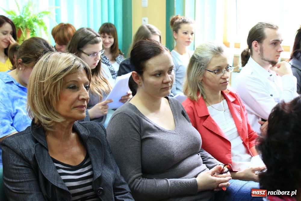 Zdjęcie w galerii na portalu naszraciborz.pl: Idealna książka na Euro 2012 wiadomości z regionu