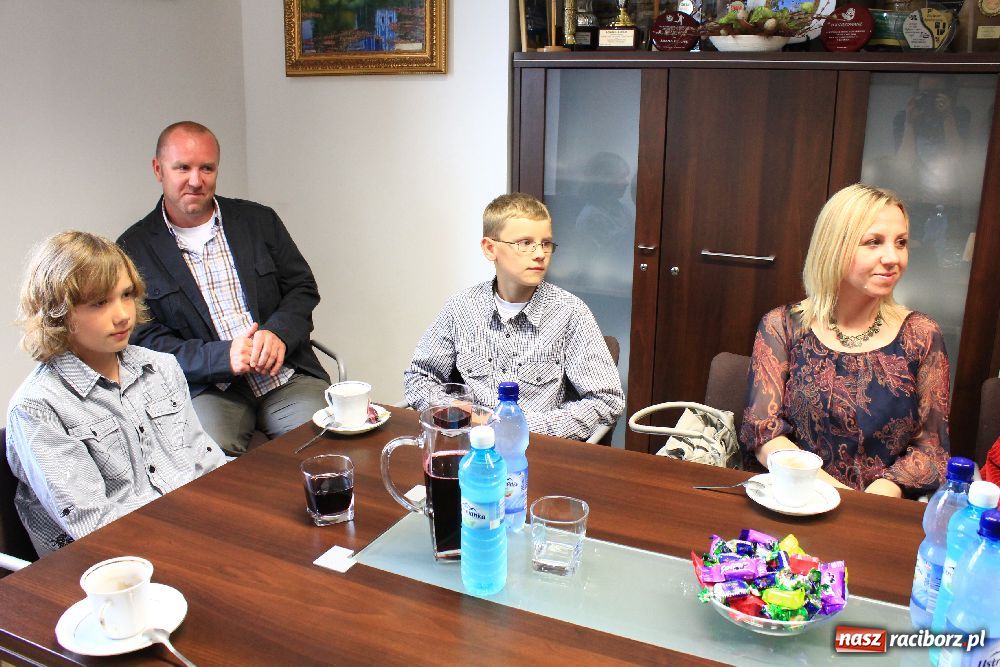 Zdjęcie w galerii na portalu naszraciborz.pl: Ortografia nie ma przed nimi tajemnic wiadomości z regionu