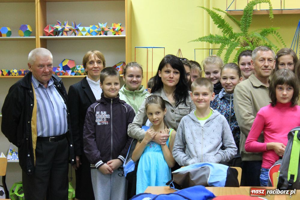 Zdjęcie w galerii na portalu naszraciborz.pl: Dzieci z Białorusi odwiedziły II LO wiadomości z regionu