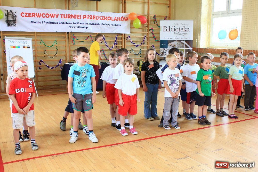 Zdjęcie w galerii na portalu naszraciborz.pl: Dzieci wzięły udział w turnieju wiadomości z regionu