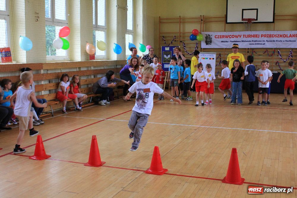 Zdjęcie w galerii na portalu naszraciborz.pl: Dzieci wzięły udział w turnieju wiadomości z regionu