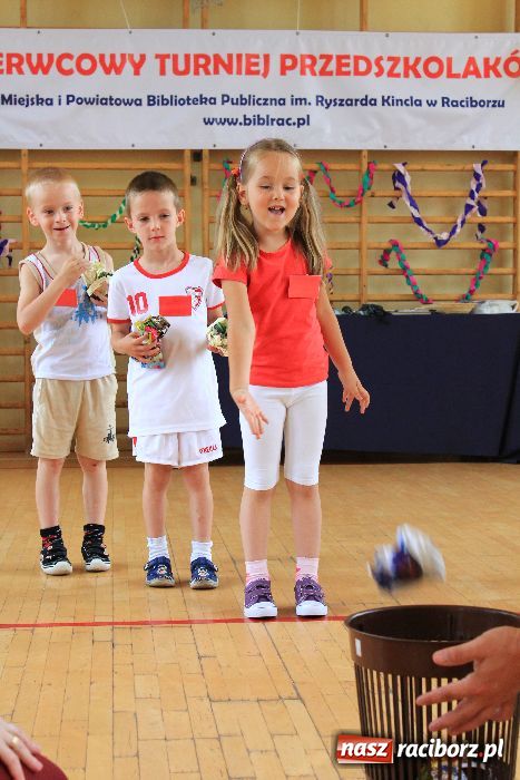 Zdjęcie w galerii na portalu naszraciborz.pl: Dzieci wzięły udział w turnieju wiadomości z regionu