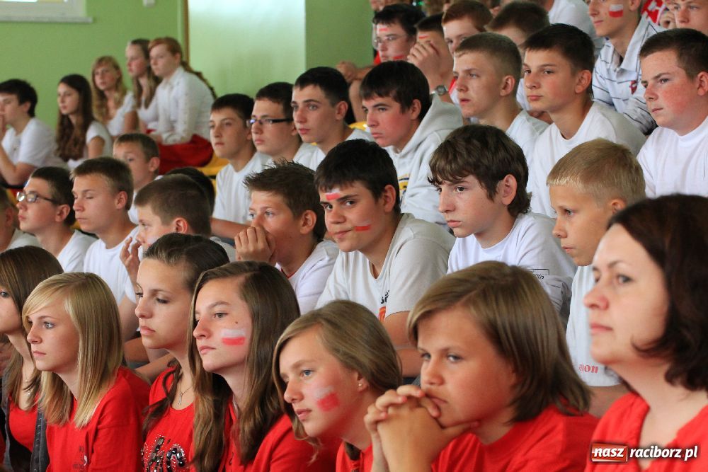 Zdjęcie w galerii na portalu naszraciborz.pl: Otwarto nowe boisko w Kornowacu wiadomości z regionu