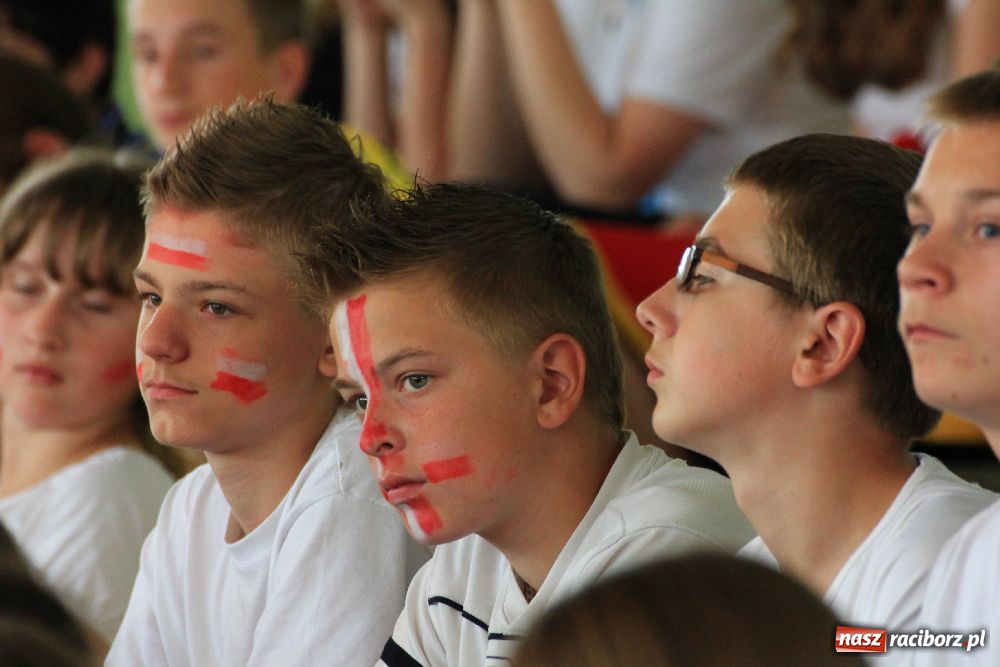 Zdjęcie w galerii na portalu naszraciborz.pl: Otwarto nowe boisko w Kornowacu wiadomości z regionu