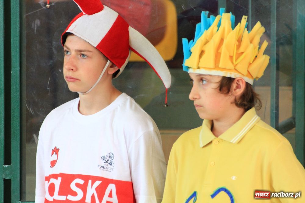 Zdjęcie w galerii na portalu naszraciborz.pl: Otwarto nowe boisko w Kornowacu wiadomości z regionu