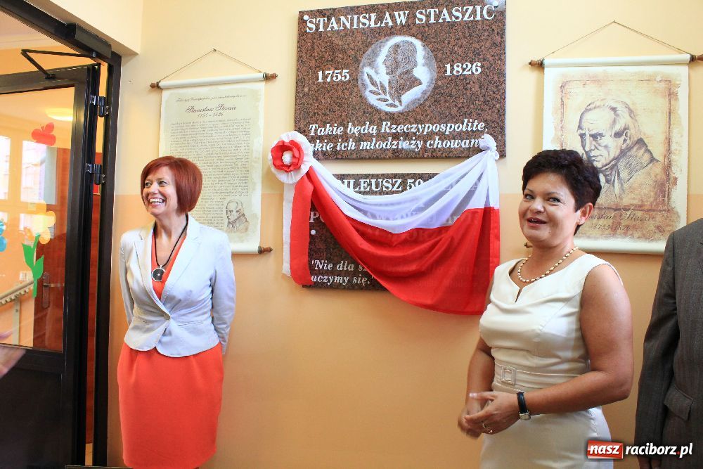 Zdjęcie w galerii na portalu naszraciborz.pl: 50-lecie Szkoły Podstawowej nr 13 wiadomości z regionu