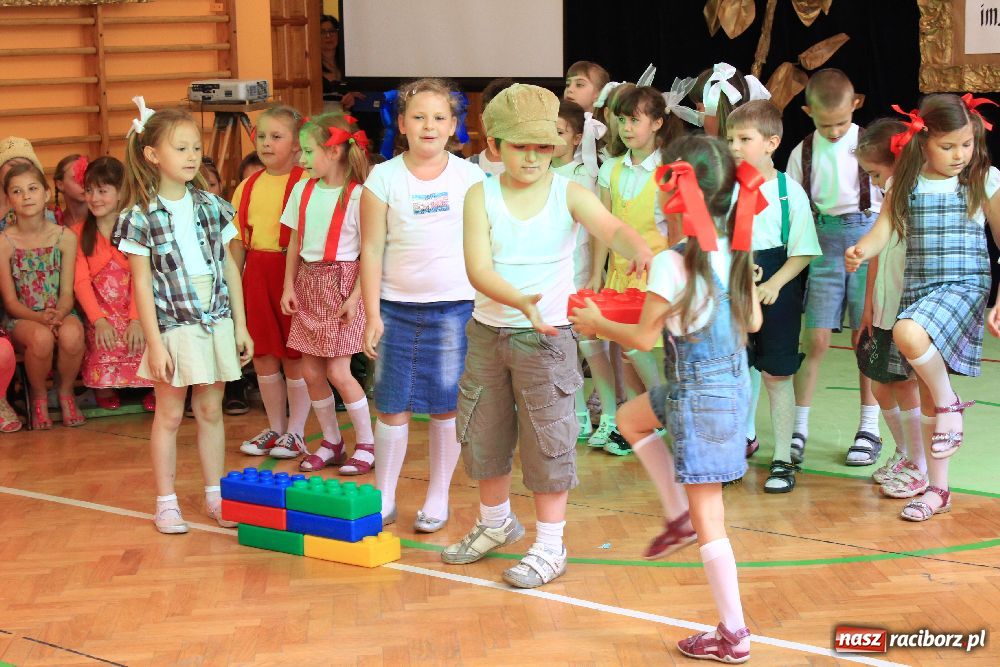 Zdjęcie w galerii na portalu naszraciborz.pl: 50-lecie Szkoły Podstawowej nr 13 wiadomości z regionu