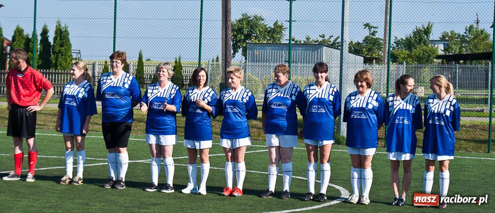 Zdjęcie w galerii na portalu naszraciborz.pl: Rodzice przegrali po rzutach karnych wiadomości z regionu