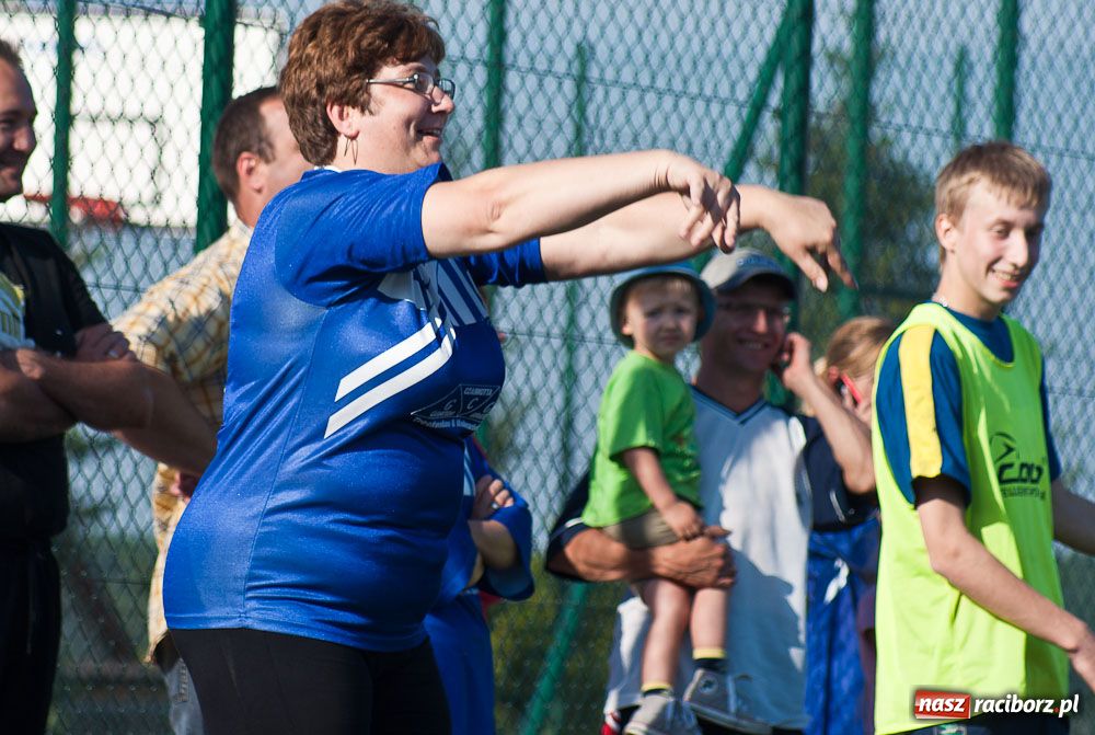 Zdjęcie w galerii na portalu naszraciborz.pl: Rodzice przegrali po rzutach karnych wiadomości z regionu