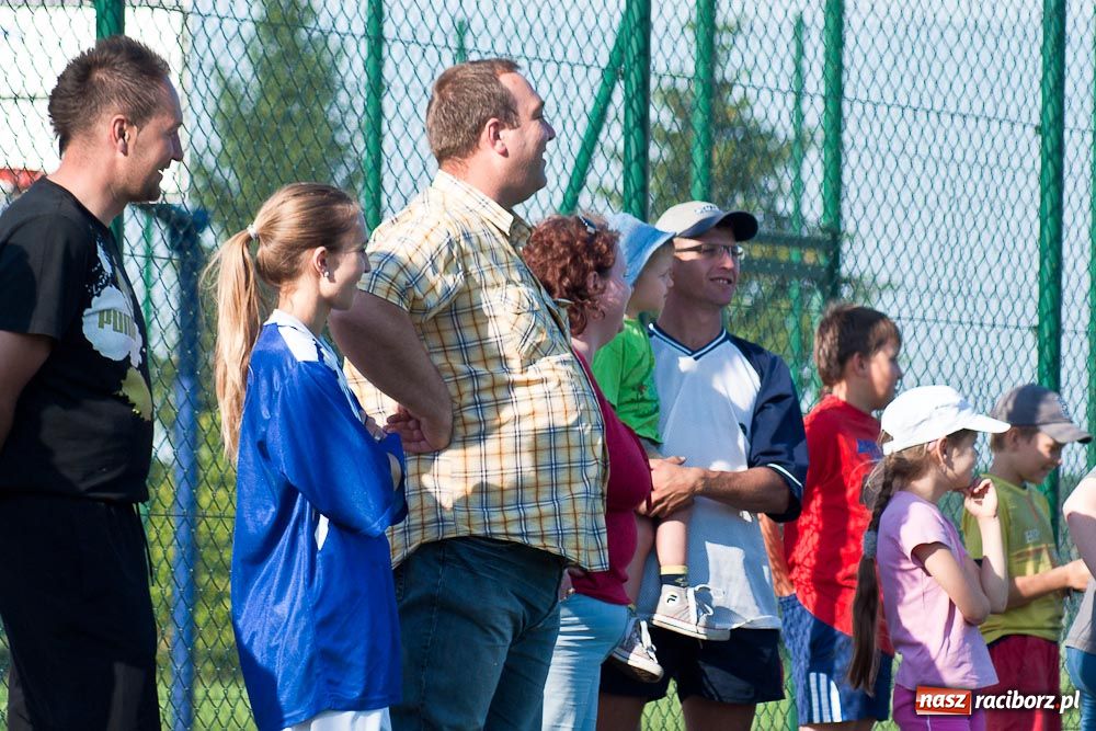 Zdjęcie w galerii na portalu naszraciborz.pl: Rodzice przegrali po rzutach karnych wiadomości z regionu