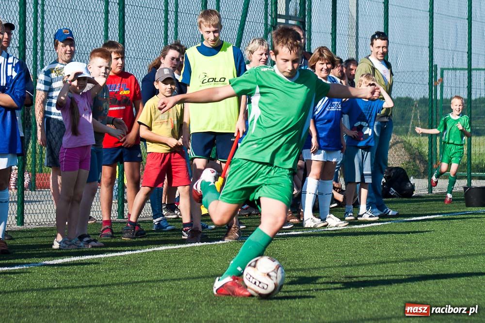 Zdjęcie w galerii na portalu naszraciborz.pl: Rodzice przegrali po rzutach karnych wiadomości z regionu