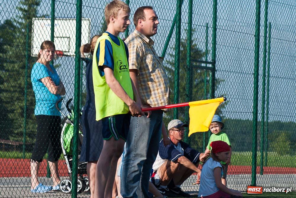 Zdjęcie w galerii na portalu naszraciborz.pl: Rodzice przegrali po rzutach karnych wiadomości z regionu