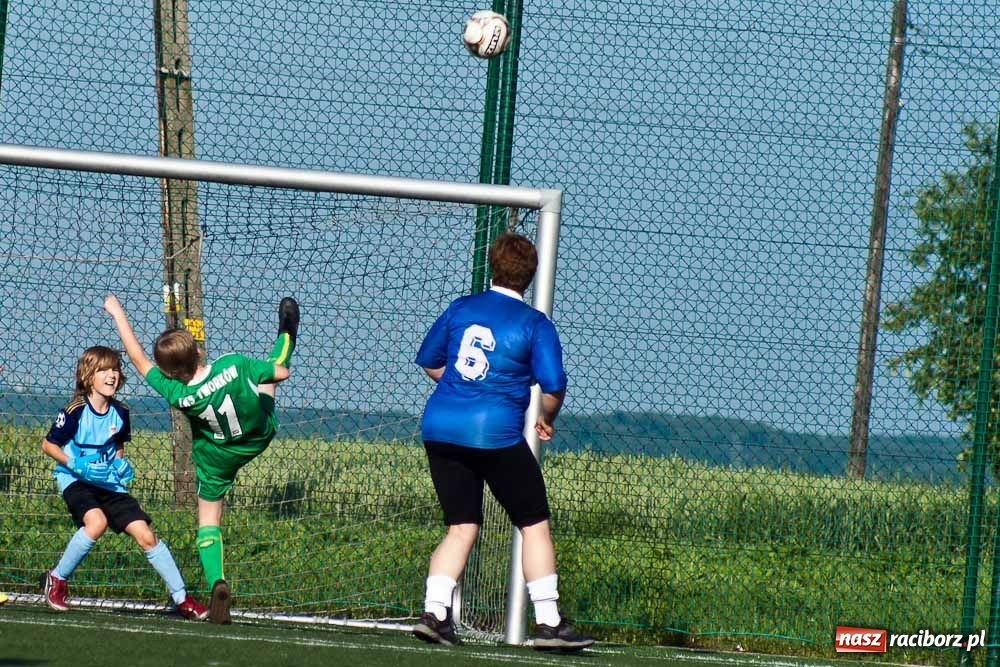 Zdjęcie w galerii na portalu naszraciborz.pl: Rodzice przegrali po rzutach karnych wiadomości z regionu