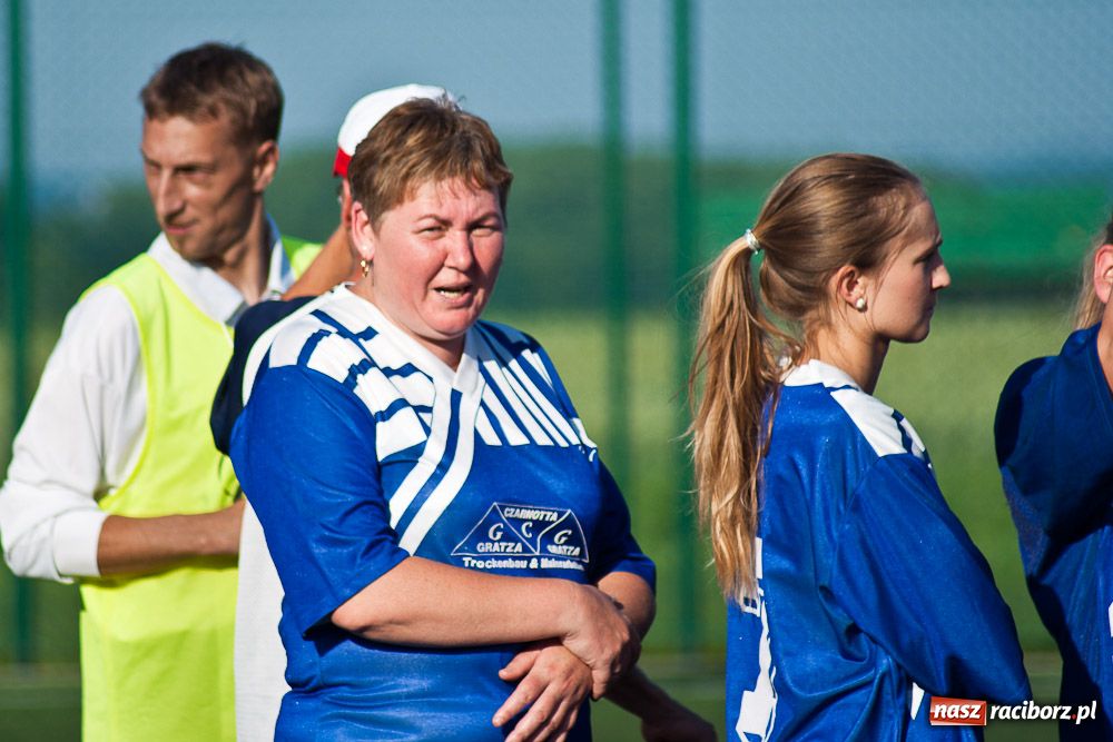Zdjęcie w galerii na portalu naszraciborz.pl: Rodzice przegrali po rzutach karnych wiadomości z regionu