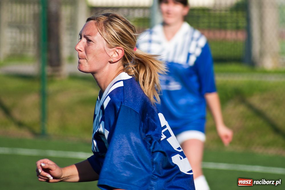 Zdjęcie w galerii na portalu naszraciborz.pl: Rodzice przegrali po rzutach karnych wiadomości z regionu