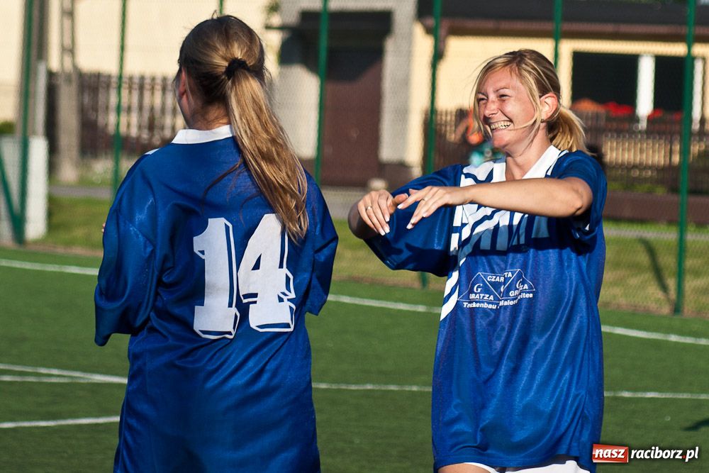 Zdjęcie w galerii na portalu naszraciborz.pl: Rodzice przegrali po rzutach karnych wiadomości z regionu