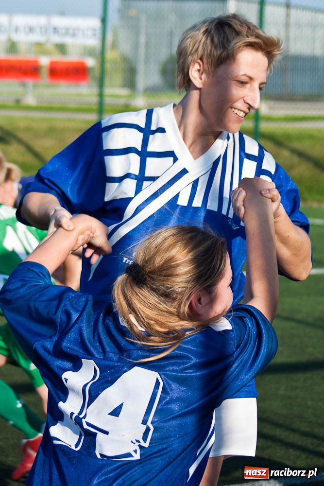 Zdjęcie w galerii na portalu naszraciborz.pl: Rodzice przegrali po rzutach karnych wiadomości z regionu