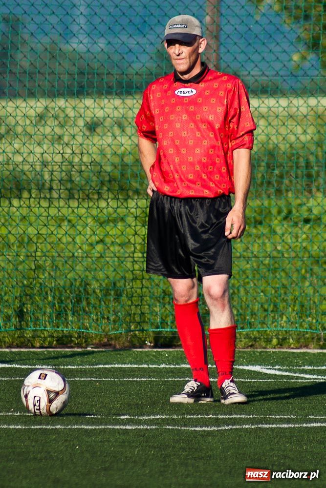 Zdjęcie w galerii na portalu naszraciborz.pl: Rodzice przegrali po rzutach karnych wiadomości z regionu