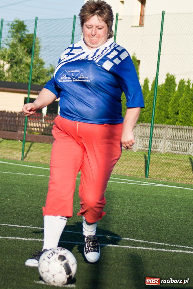 Zdjęcie w galerii na portalu naszraciborz.pl: Rodzice przegrali po rzutach karnych wiadomości z regionu