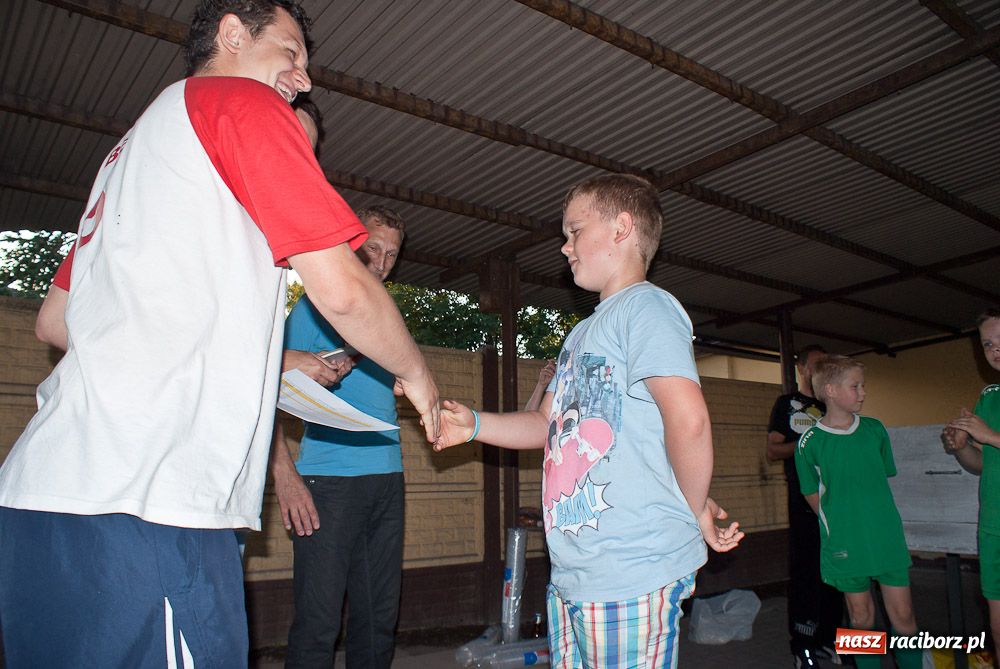 Zdjęcie w galerii na portalu naszraciborz.pl: Rodzice przegrali po rzutach karnych wiadomości z regionu