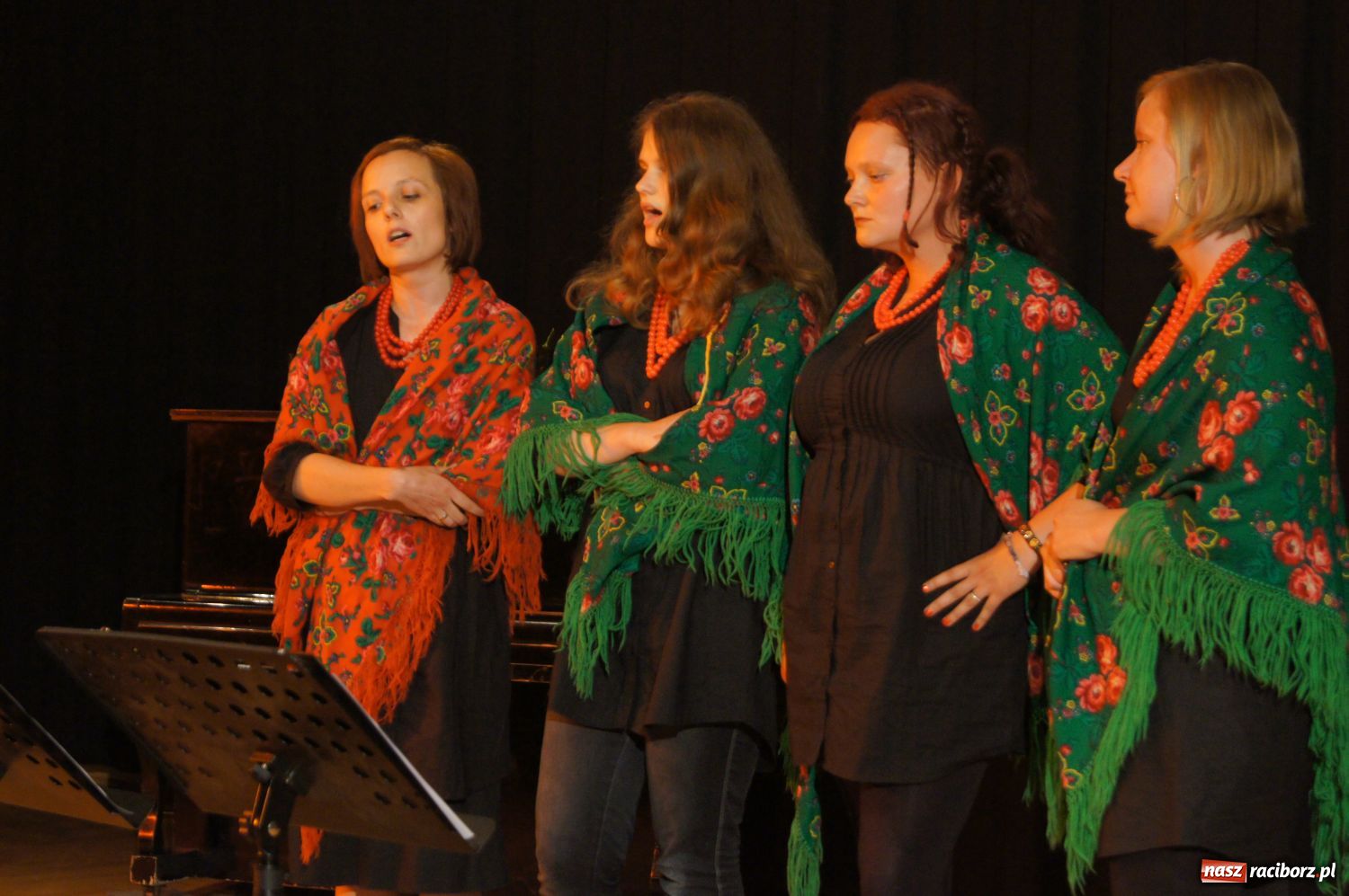 Zdjęcie w galerii na portalu naszraciborz.pl: Sudarynja i VIVO wystąpili w RCK wiadomości z regionu