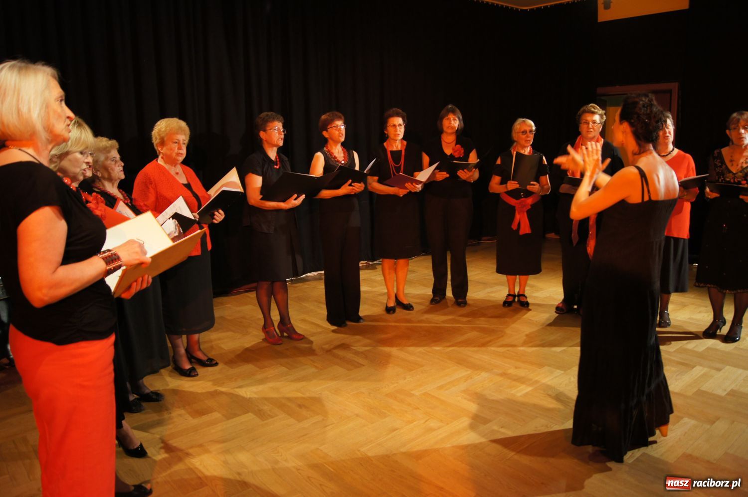 Zdjęcie w galerii na portalu naszraciborz.pl: Sudarynja i VIVO wystąpili w RCK wiadomości z regionu