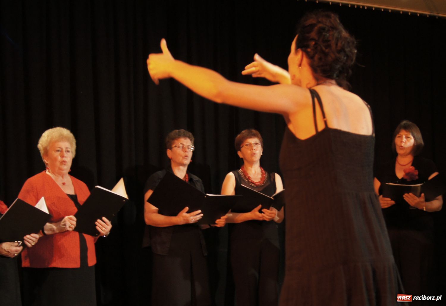 Zdjęcie w galerii na portalu naszraciborz.pl: Sudarynja i VIVO wystąpili w RCK wiadomości z regionu