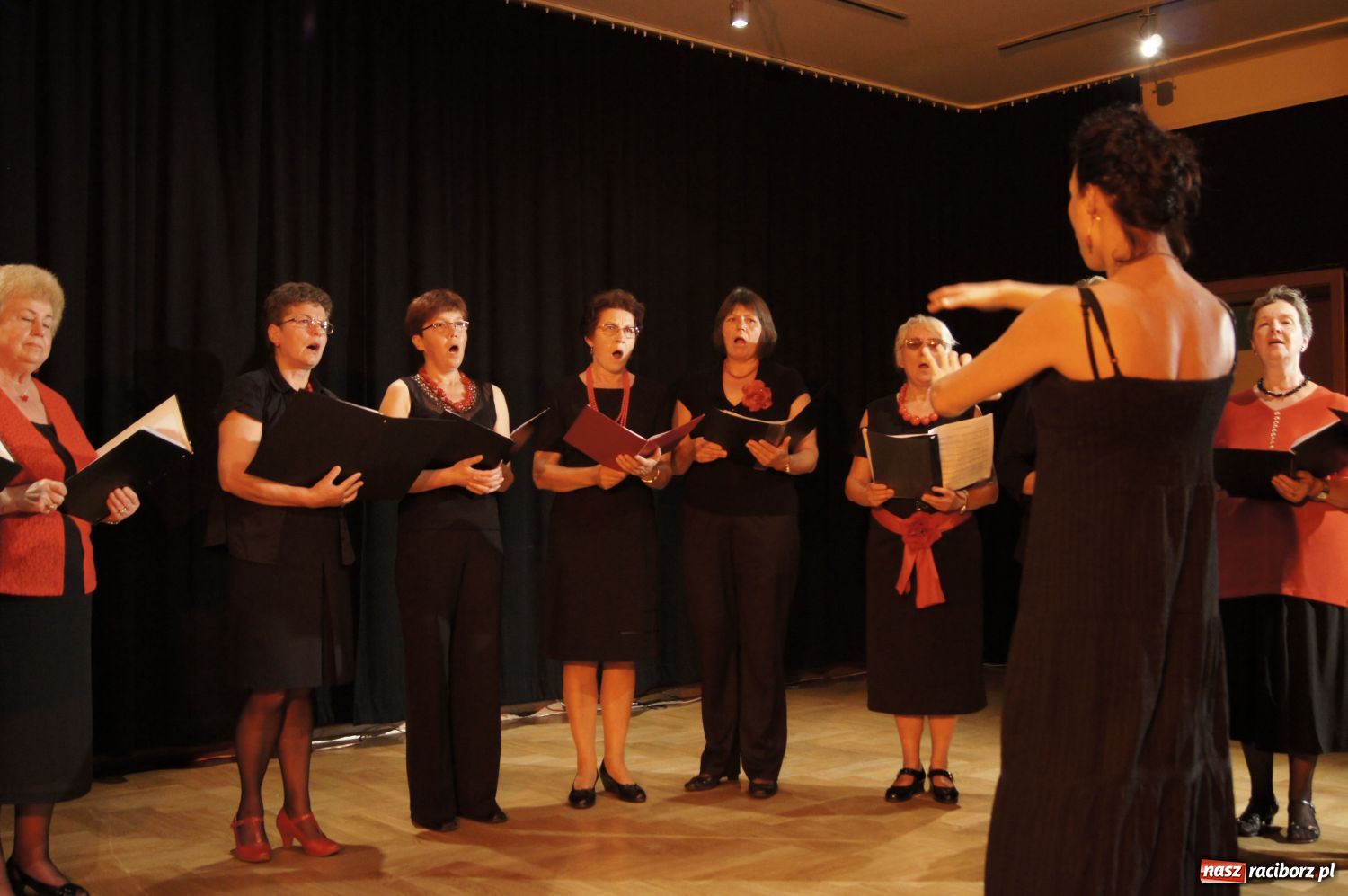 Zdjęcie w galerii na portalu naszraciborz.pl: Sudarynja i VIVO wystąpili w RCK wiadomości z regionu