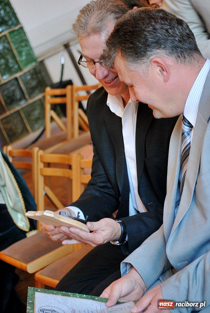 Zdjęcie w galerii na portalu naszraciborz.pl: Król kurkowy zasiadł dziś na tronie wiadomości z regionu