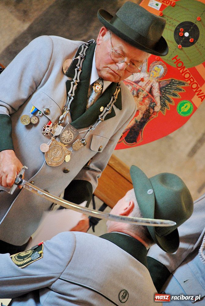 Zdjęcie w galerii na portalu naszraciborz.pl: Król kurkowy zasiadł dziś na tronie wiadomości z regionu