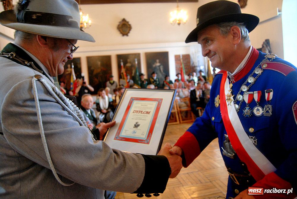 Zdjęcie w galerii na portalu naszraciborz.pl: Król kurkowy zasiadł dziś na tronie wiadomości z regionu