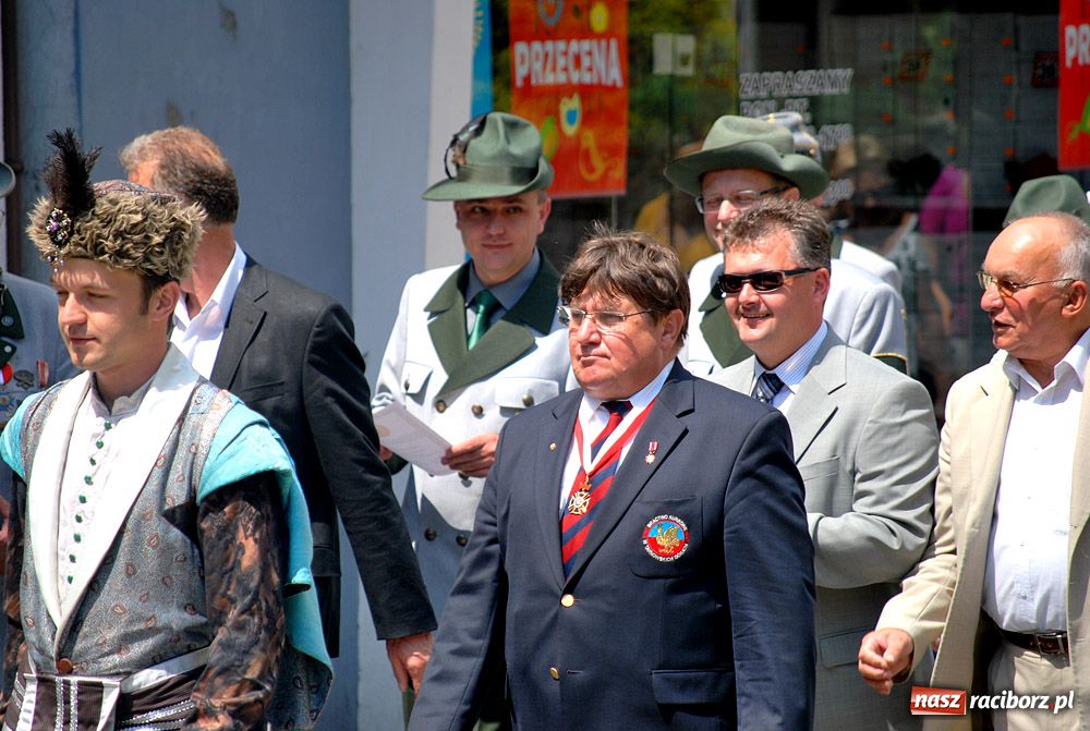 Zdjęcie w galerii na portalu naszraciborz.pl: Król kurkowy zasiadł dziś na tronie wiadomości z regionu